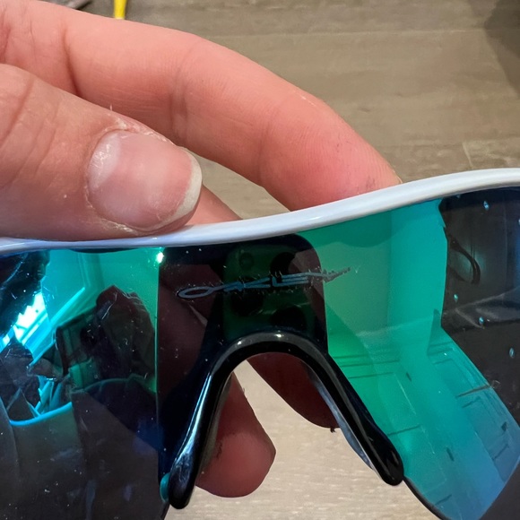 Oakley Radars Sunglasses (Unisex) - Picture 8 of 9